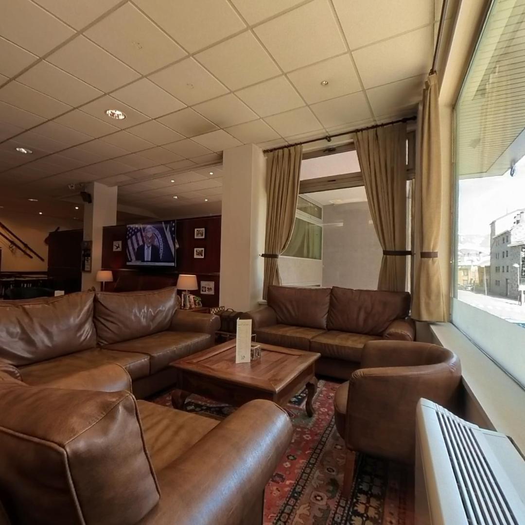 Hotel Cubil 파스데라까사 외부 사진