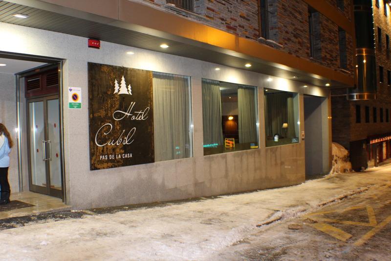 Hotel Cubil 파스데라까사 외부 사진
